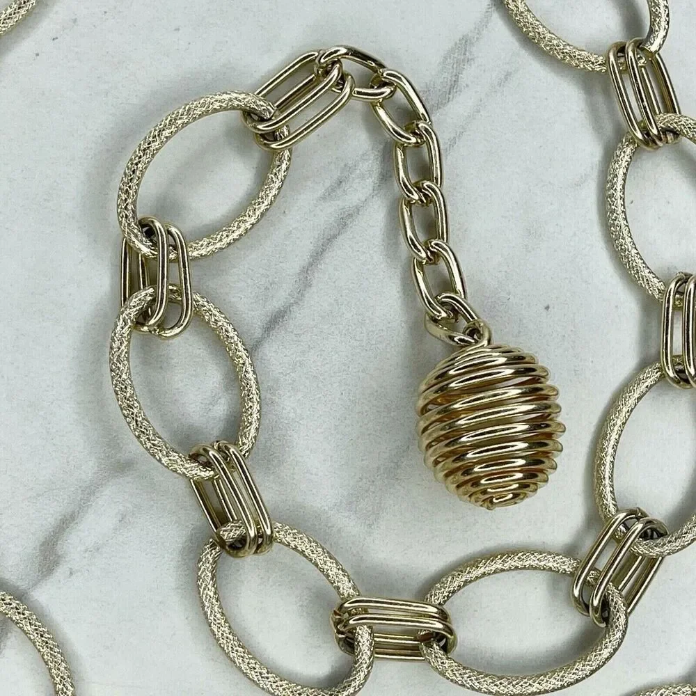 Gold Tone Oval Chain Link Belt with Beehive Swirl Charm - One Size ✨